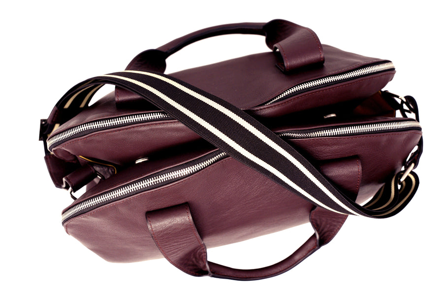 Leather Bag  Professionale mosto handmade with an elastic shoulder strap 