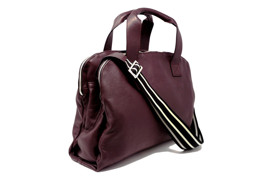 Leather Bag  Professionale mosto handmade with an elastic shoulder strap 