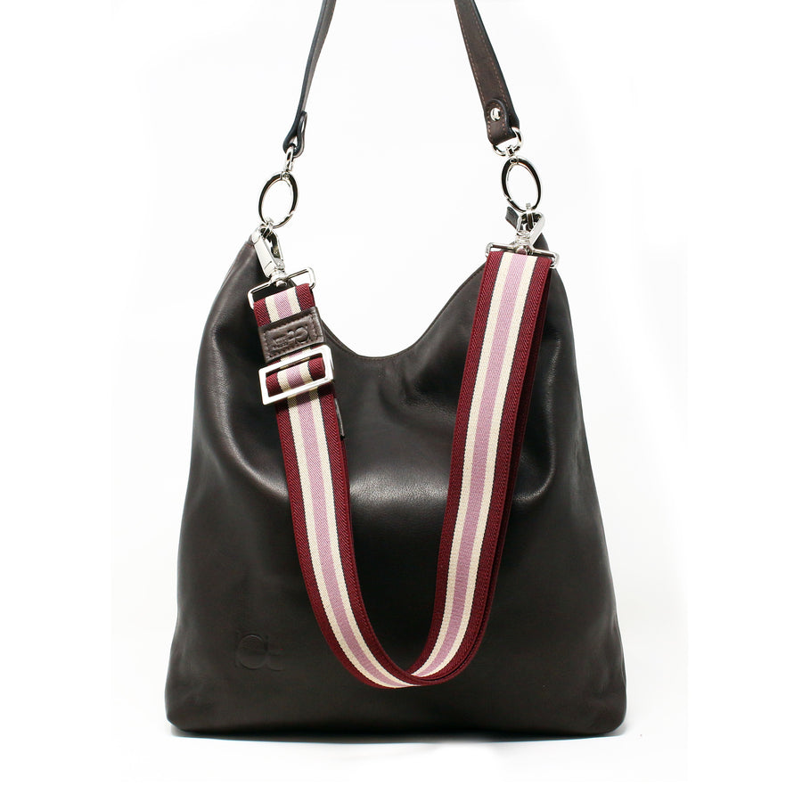 Leather Bag  Busta handmade with an elastic shoulder strap - borsa in pelle con tracolla elastica 