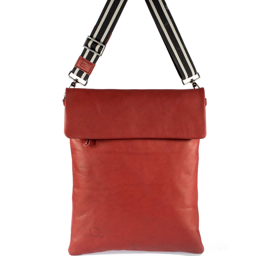 Leather Bag  Borsa Zaino rubino handmade with an elastic shoulder strap 