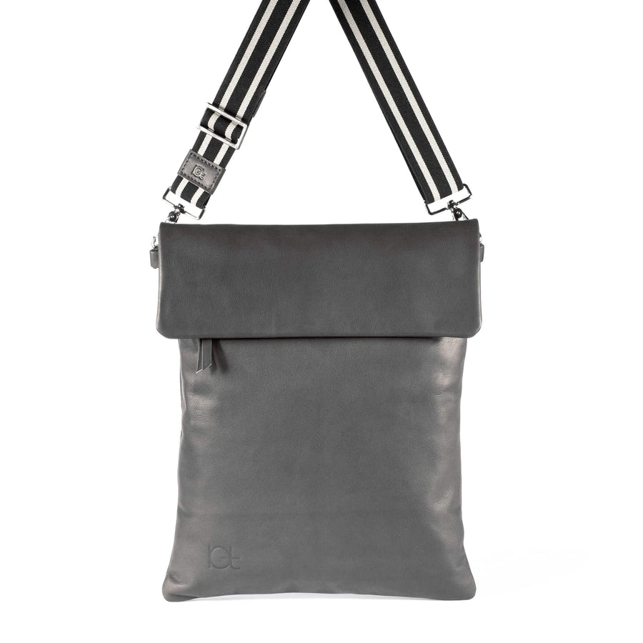 Leather Bag  Borsa Zaino fumo handmade with an elastic shoulder strap 