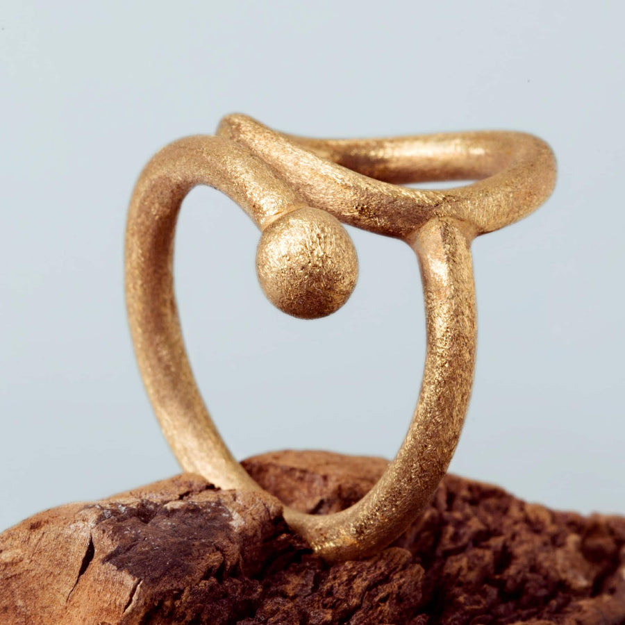Spiral ring satin bronze